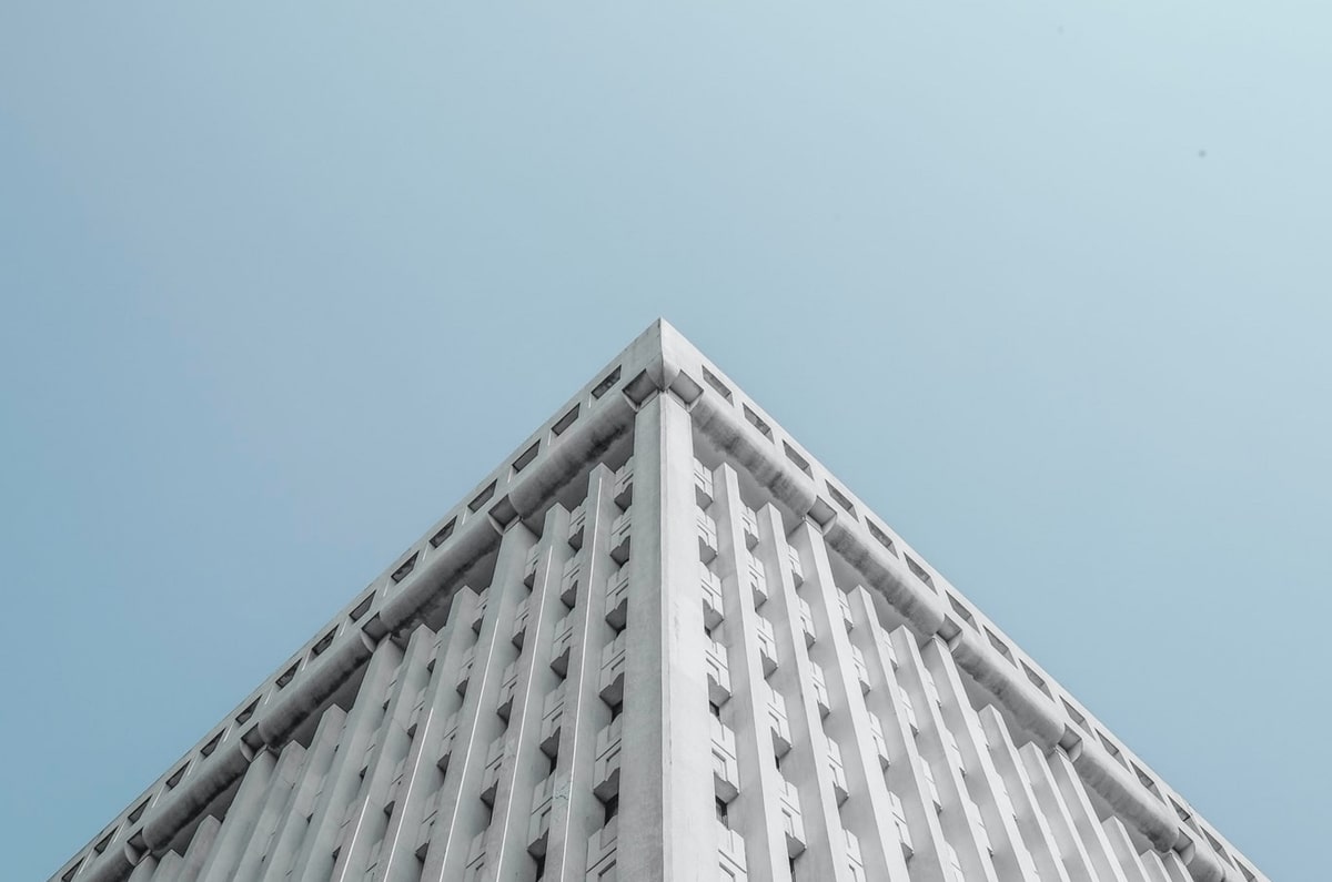 7天之差引暴怒！瓜帅炮轰规则，托纳利夏窗要赴曼城？